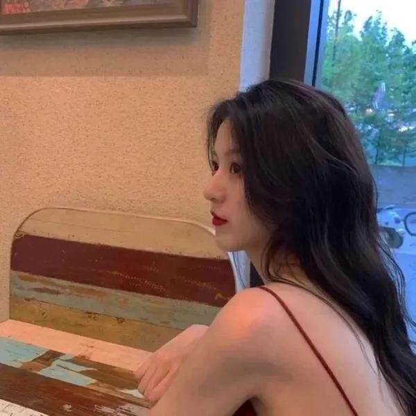 黛丝姑娘